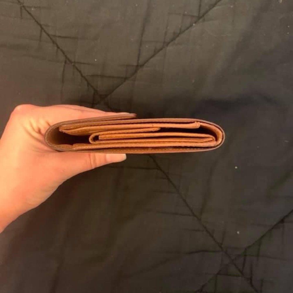 Louis Vuitton wallet - Picture 4 of 13